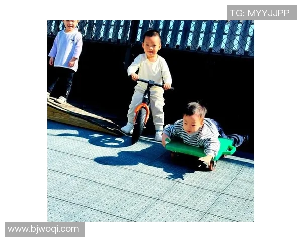 成都滑板队的团队协作与默契训练探索之旅 成都滑板队的团队协作与默契训练探索之旅